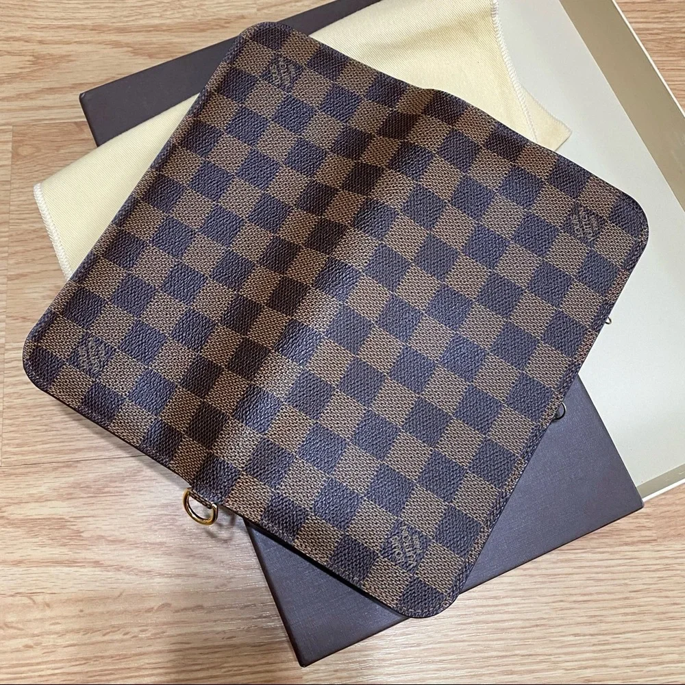 Louis Vuitton Insolite Wallet in Damier Ebene - Picture 4 of 11